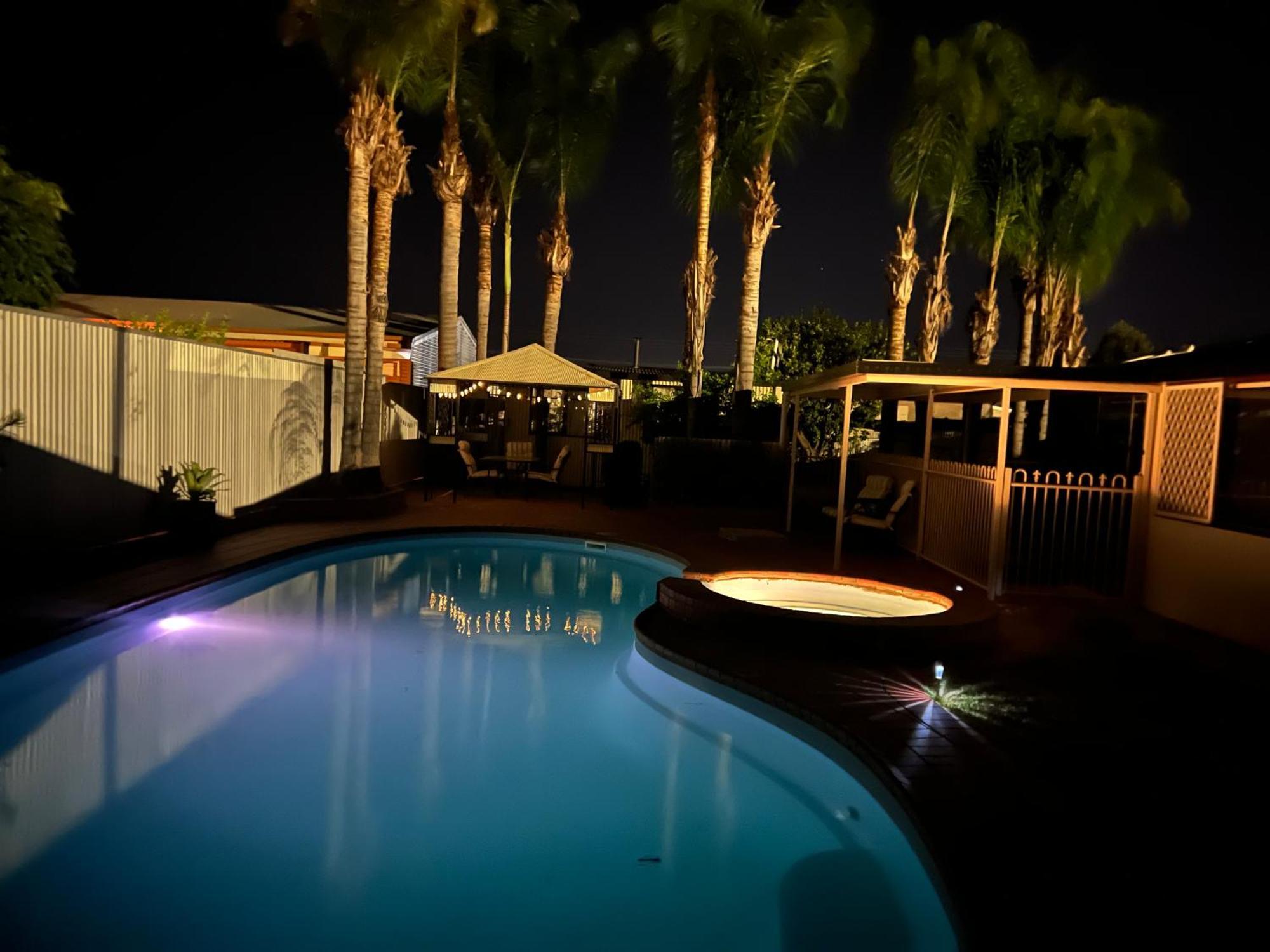 Holiday home Shazza's Desert Oasis Broken Hill